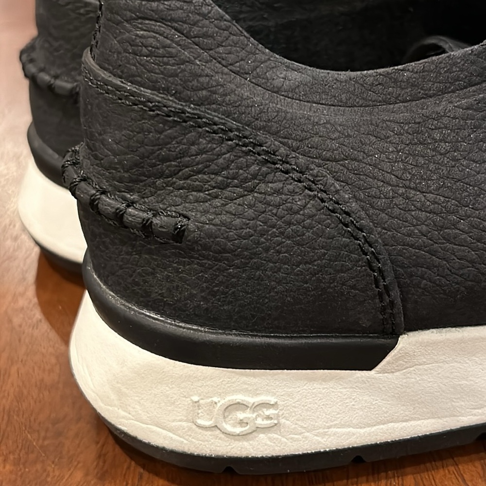 UGGS Sneakers - Picture 2 of 5